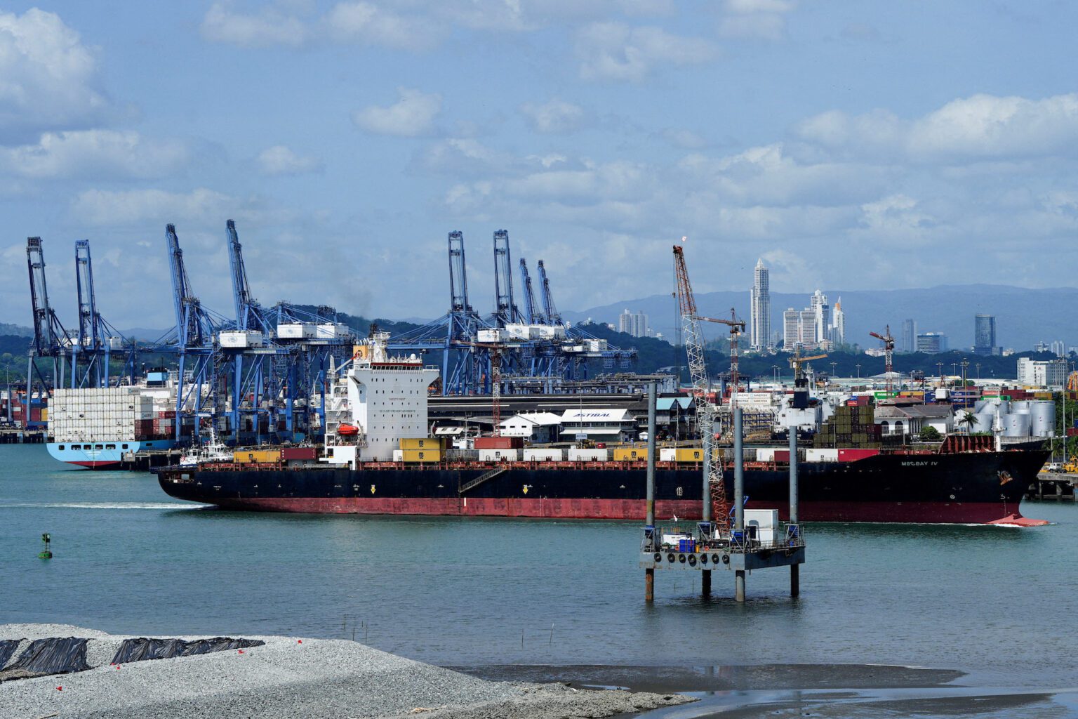 Panama Canal Launches Global Consultation Process for New Port Terminals on Both Coasts